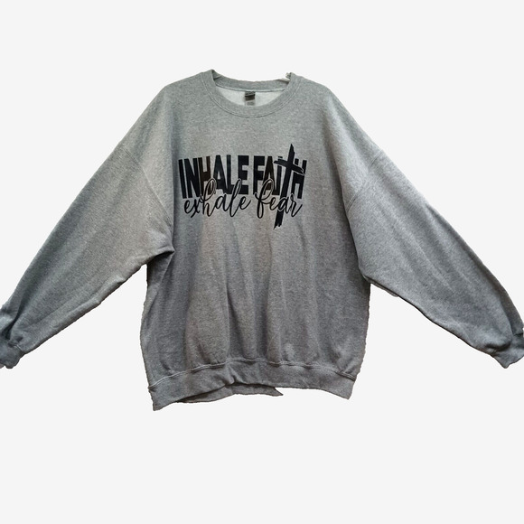 Gildan Hoodie‎ Unisex Heavyweight Sweatshirt Pullover Size 2XL Vinyl Graphic New - Picture 1 of 16
